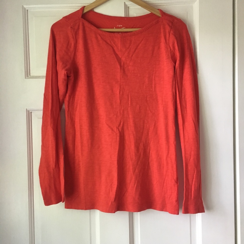🆕 j. Crew red artist tee 🆕